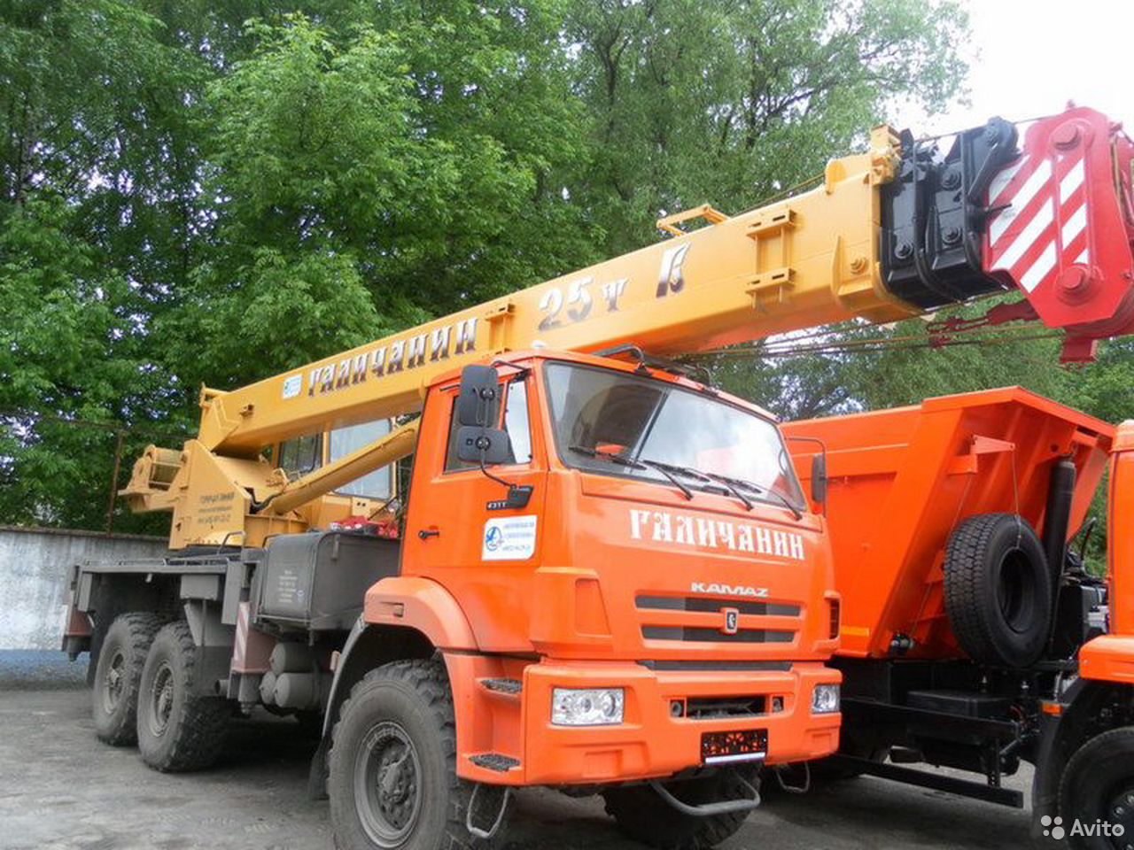 Автокран Галичанин КС-55713-5В на шасси КамАЗ 43118