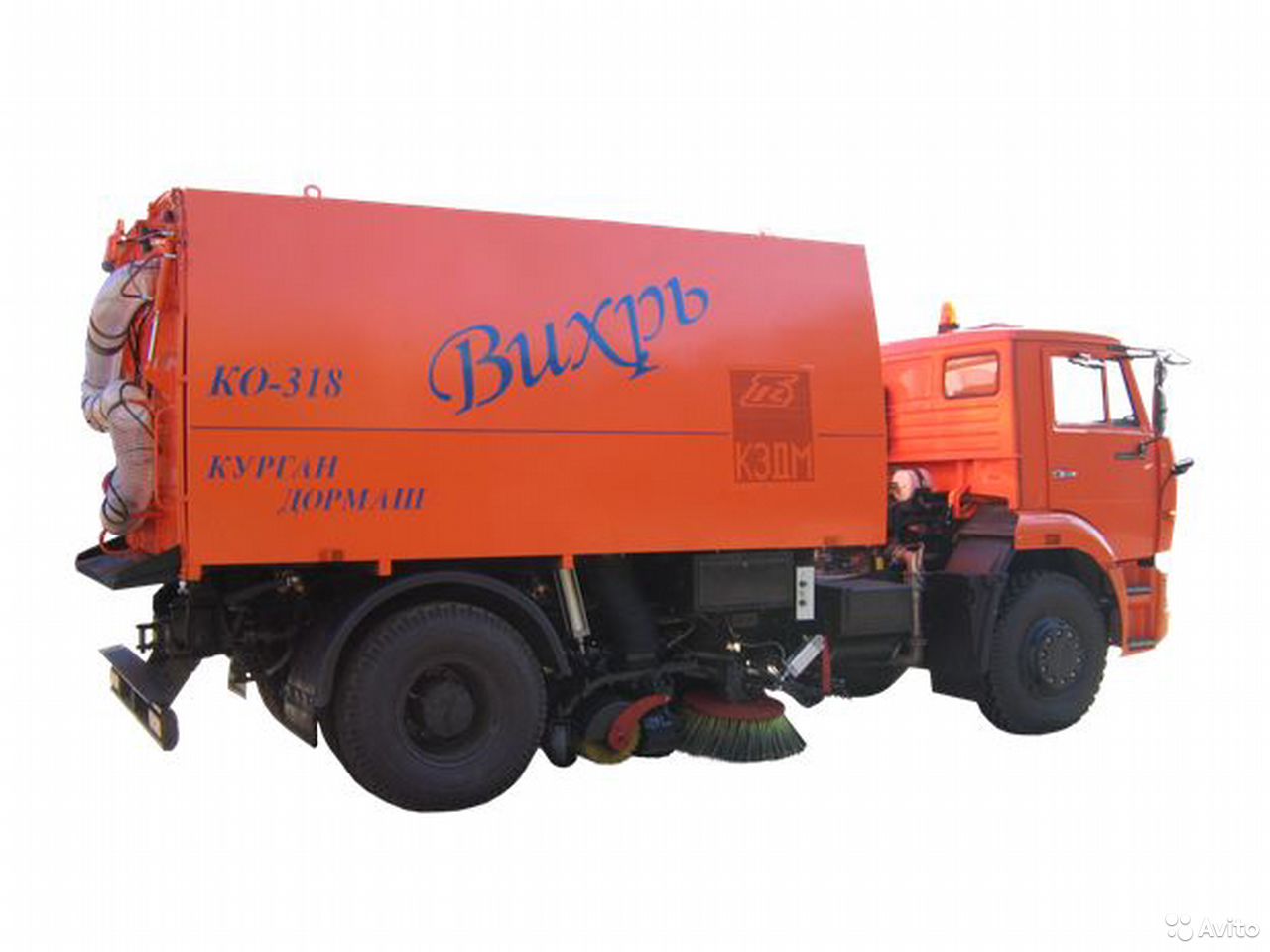 Вакуумная подметально-уборочная машина Кургандормаш КО-318Д "Вихрь"