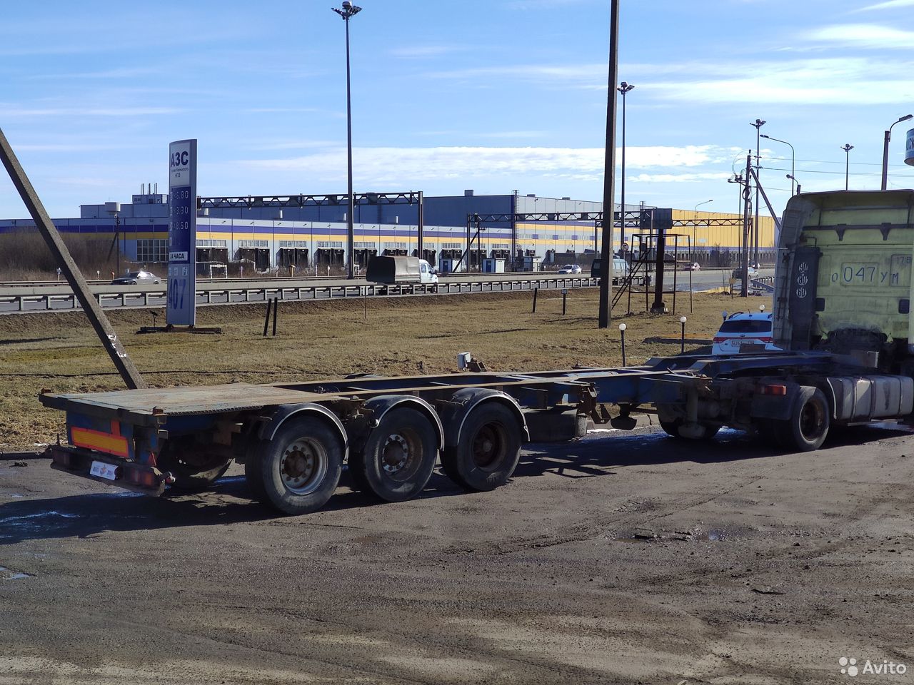 Полуприцеп контейнеровоз Zremb