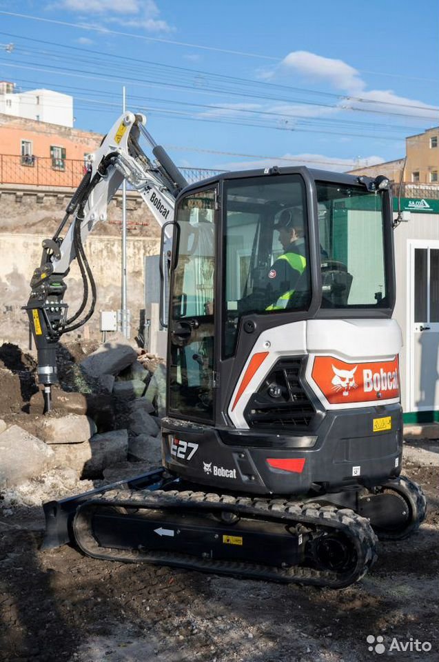 Мини-экскаватор Bobcat E27