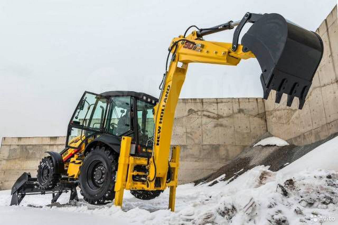 Экскаватор-погрузчик New Holland B90B LR