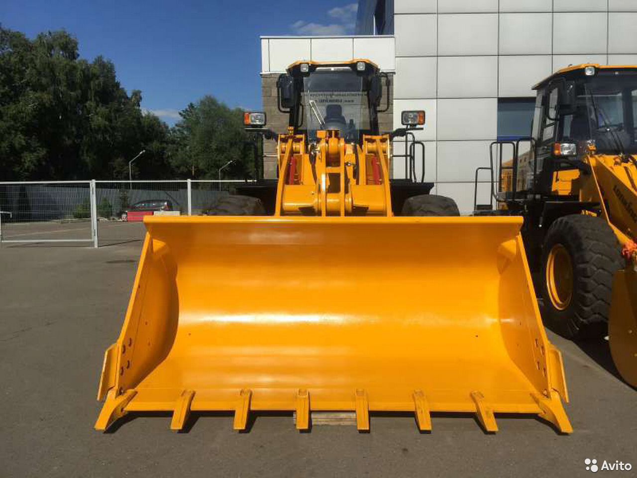 Фронтальный погрузчик Lonking CDM856 TIIR 2