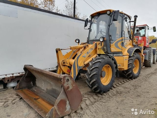 Экскаватор-погрузчик Venieri 8-23D