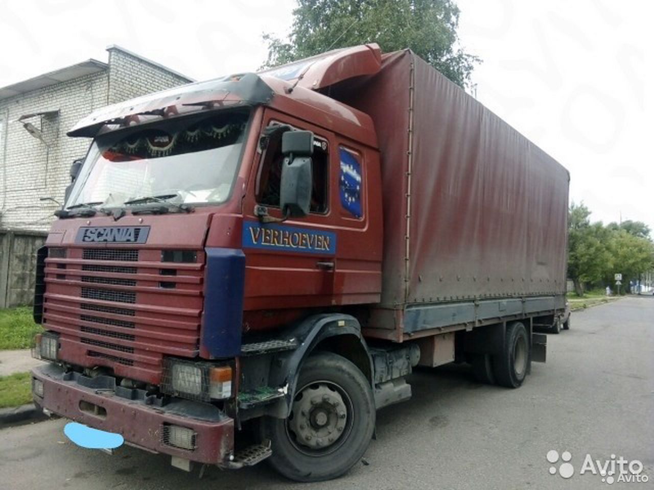 Тентованный грузовик Scania R113