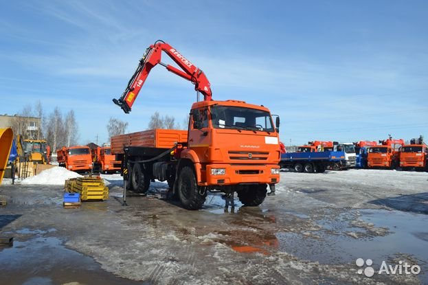Бортовой грузовик с КМУ КамАЗ 43118-3027-50 с КМУ Flli.Ferrari F1