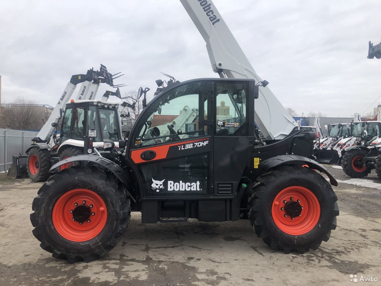 Телескопический погрузчик Bobcat TL38.70HF Agri