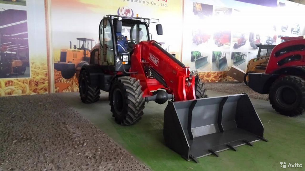 Телескопический погрузчик HZM S825T