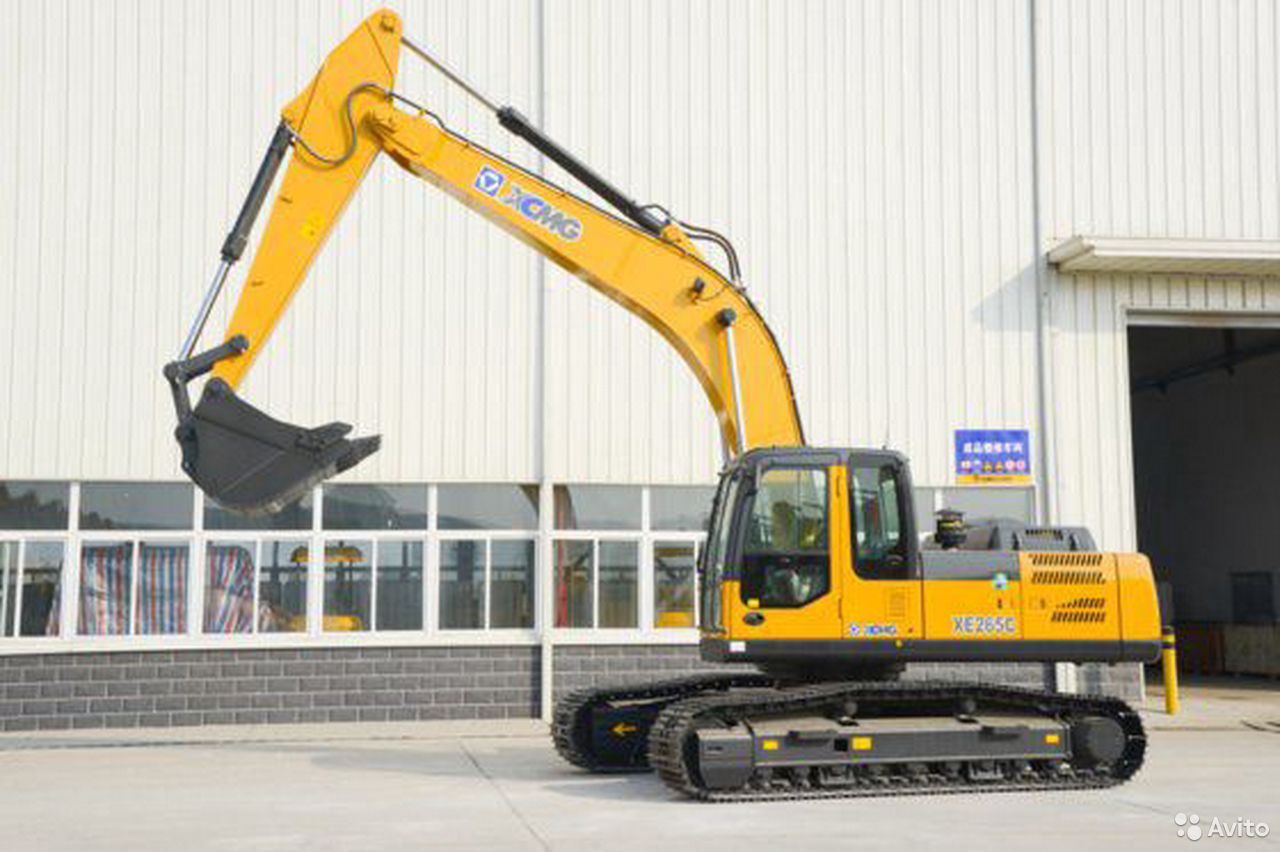 Гусеничный экскаватор XCMG XE265C