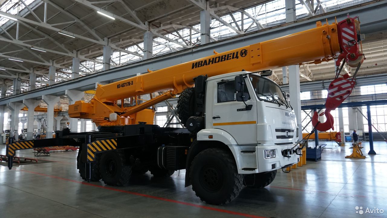 Автокран Ивановец КС-45717К-3