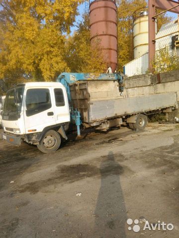Бортовой грузовик с КМУ ISUZU