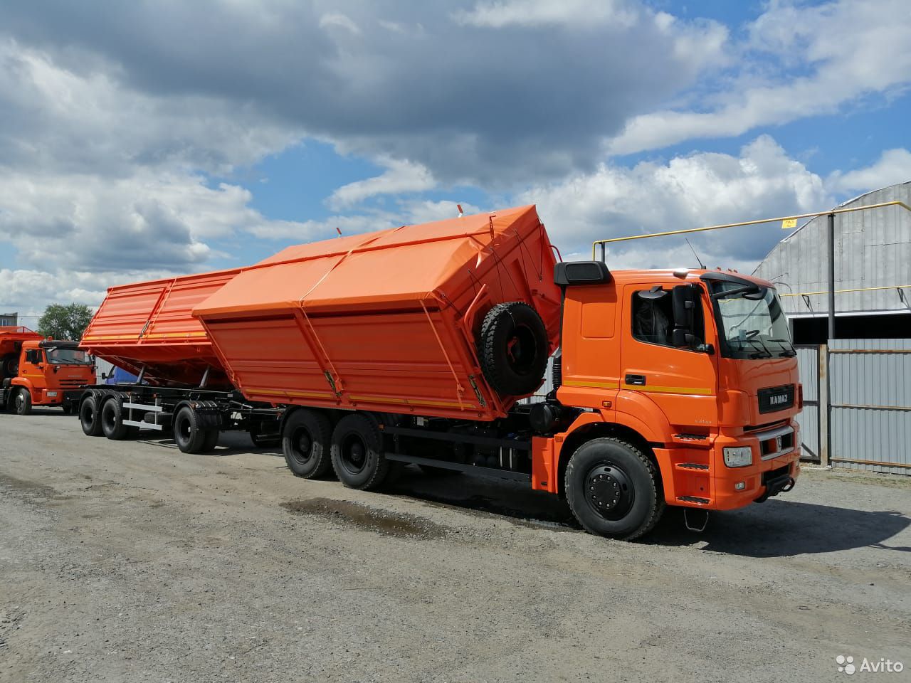 Зерновоз КамАЗ 65207