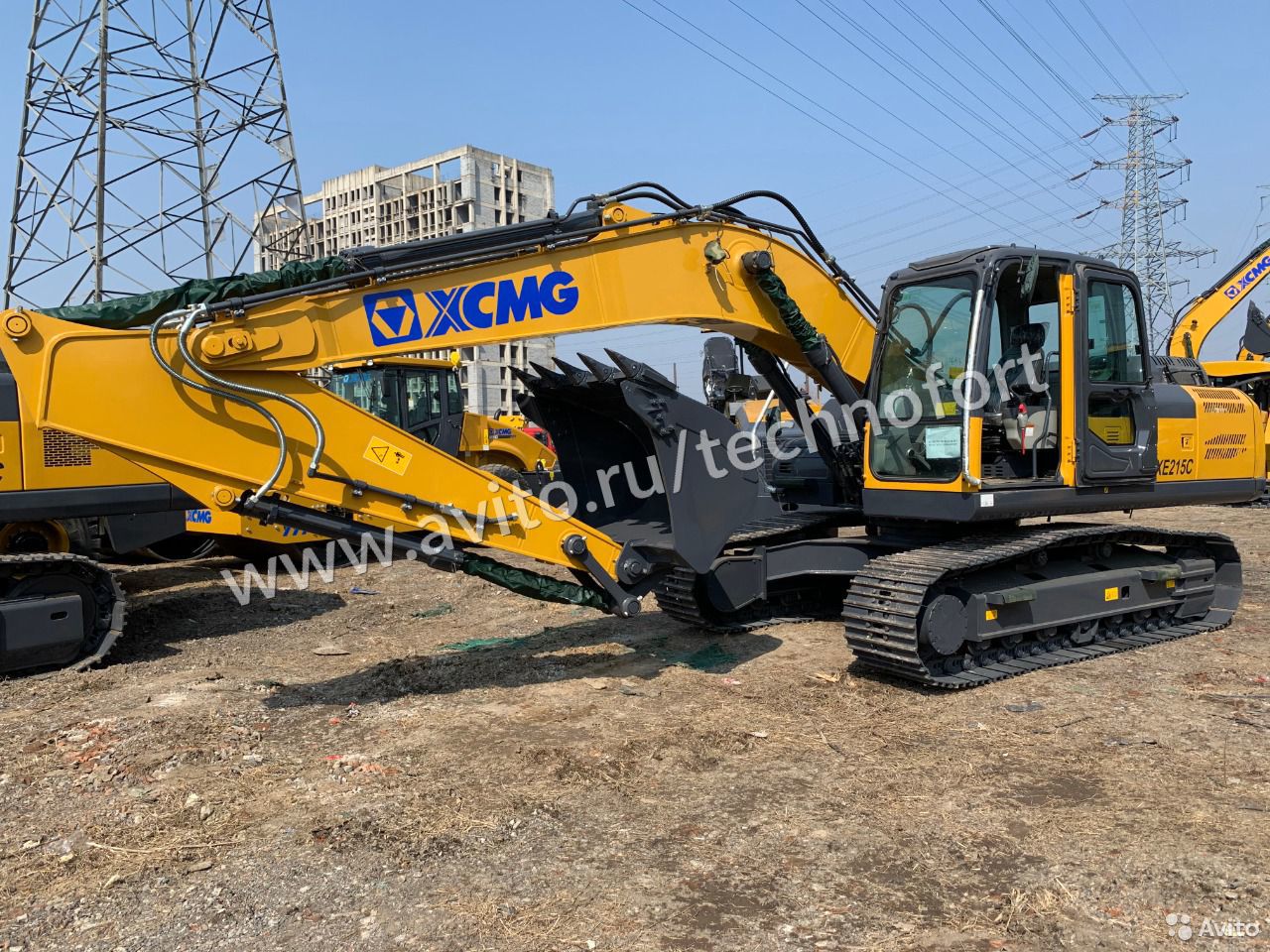 Гусеничный экскаватор XCMG XE215C