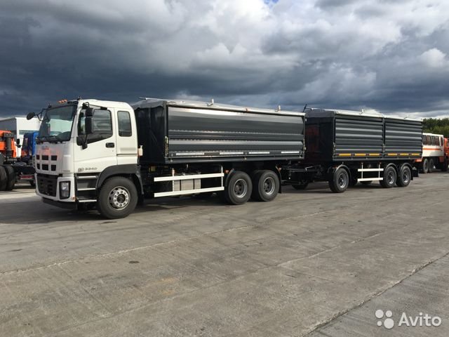 Самосвал Isuzu