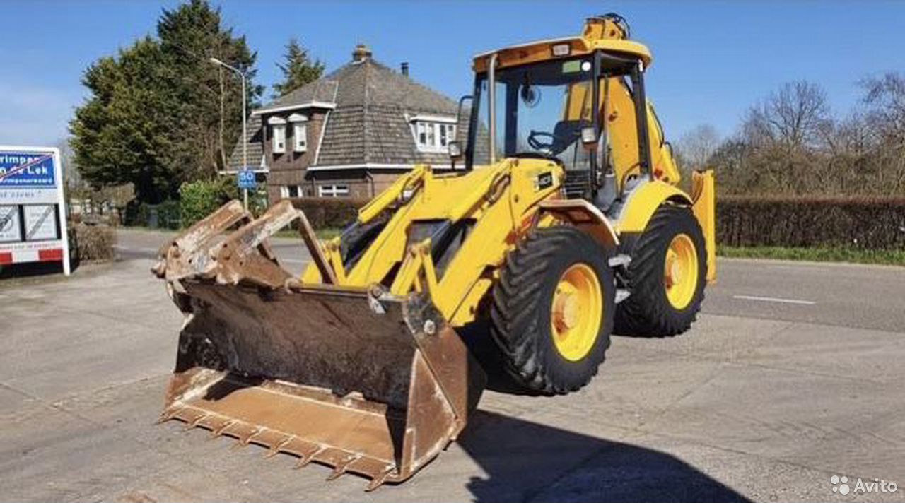 Экскаватор-погрузчик JCB 4CX