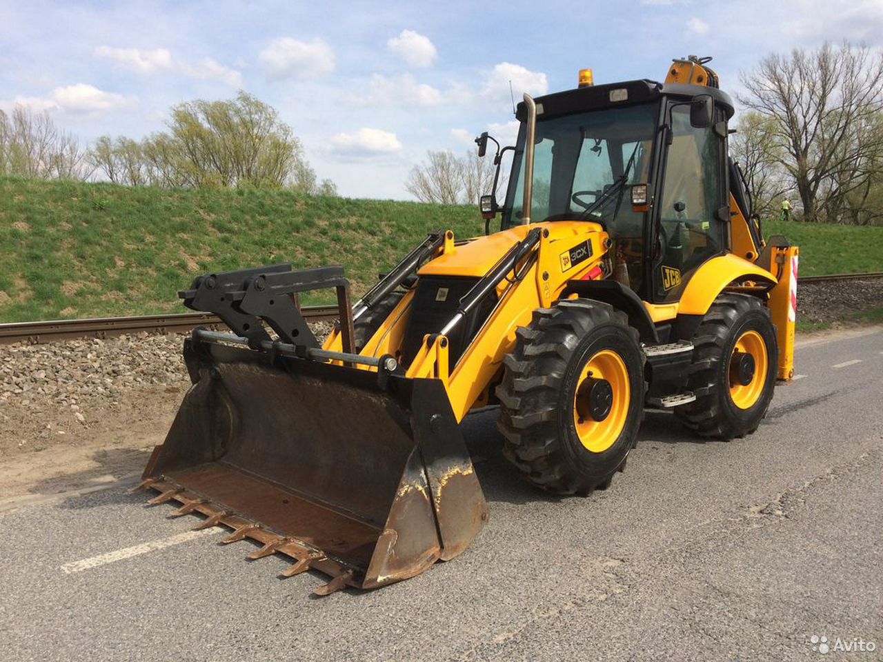 Экскаватор-погрузчик JCB 3CX Super