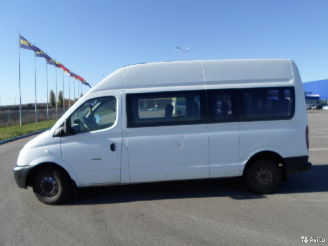 Микроавтобус LDV Maxus