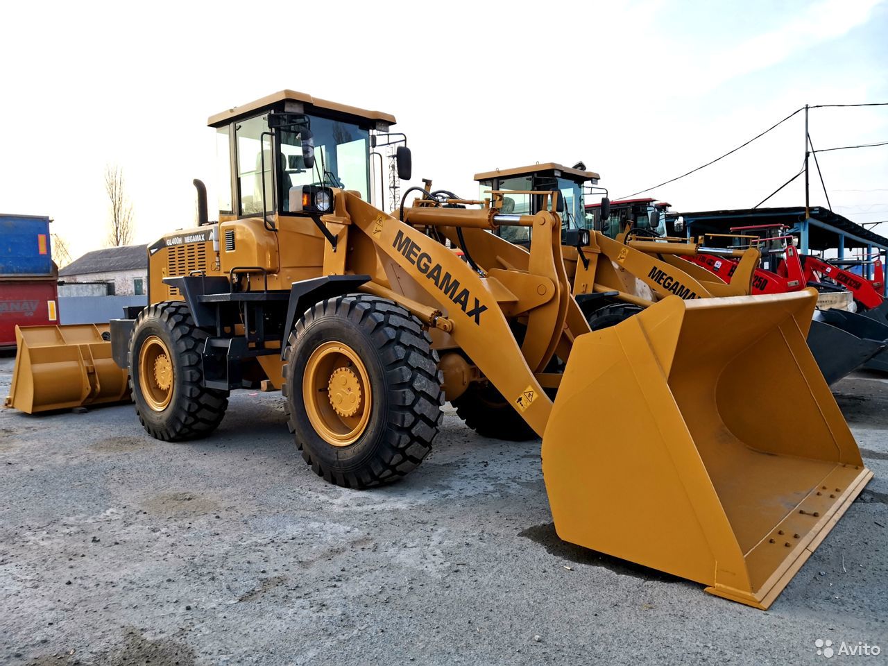 Фронтальный погрузчик MegaMax GL400H