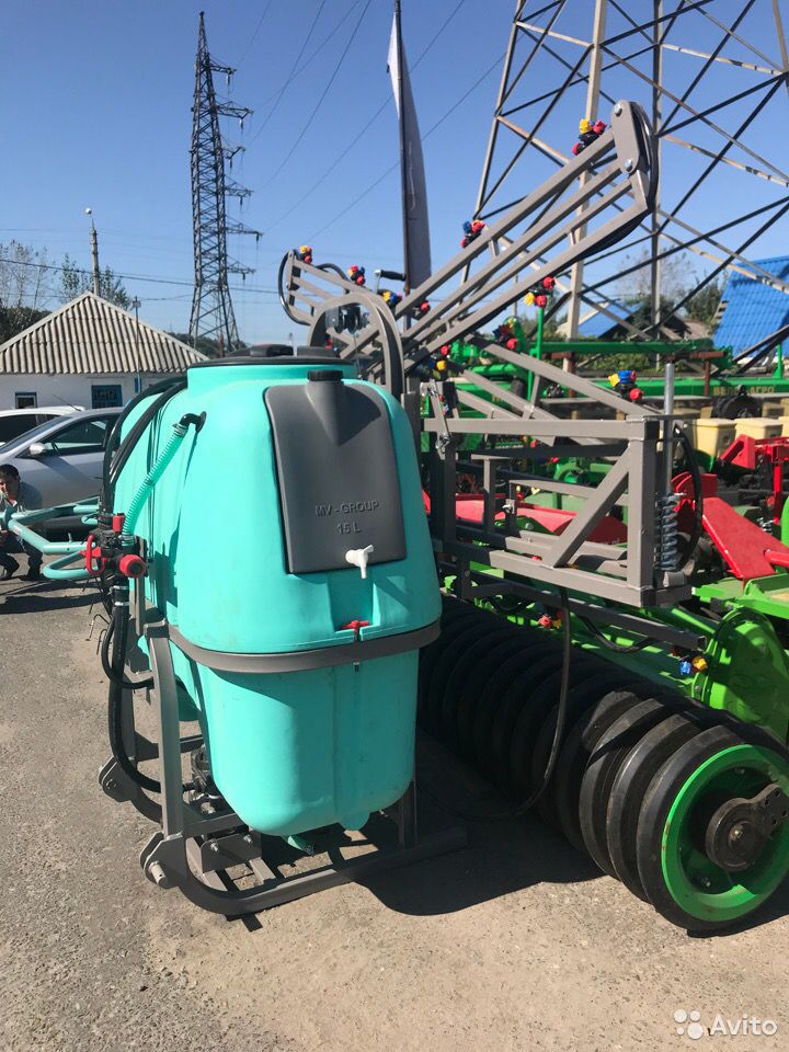 Навесной опрыскиватель Mv-Groupp 600-1000 л.