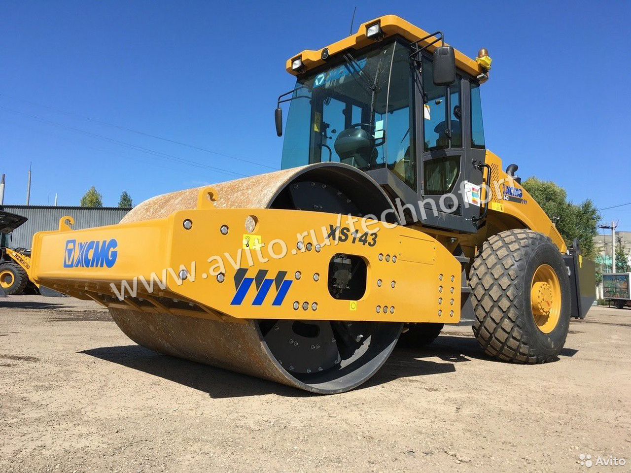 Грунтовый каток XCMG XS143