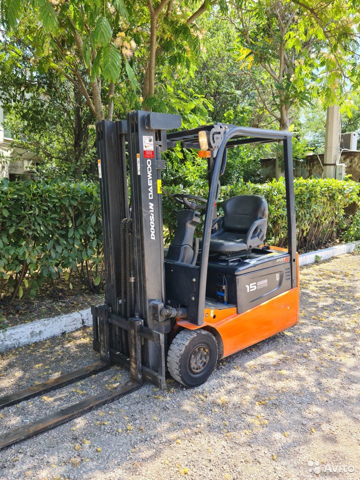 Вилочный электропогрузчик Doosan В15Т-5