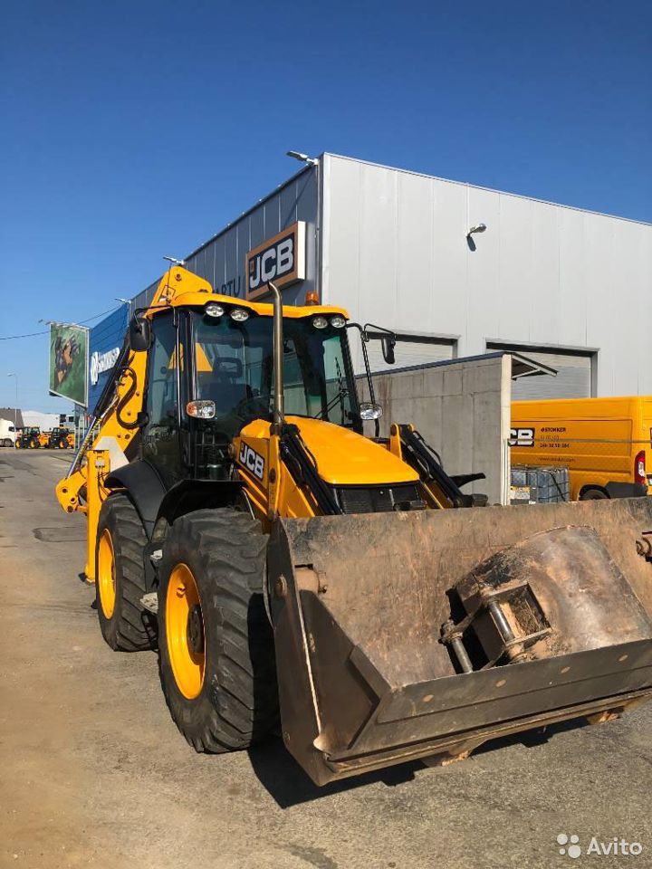 Экскаватор-погрузчик JCB 4CX
