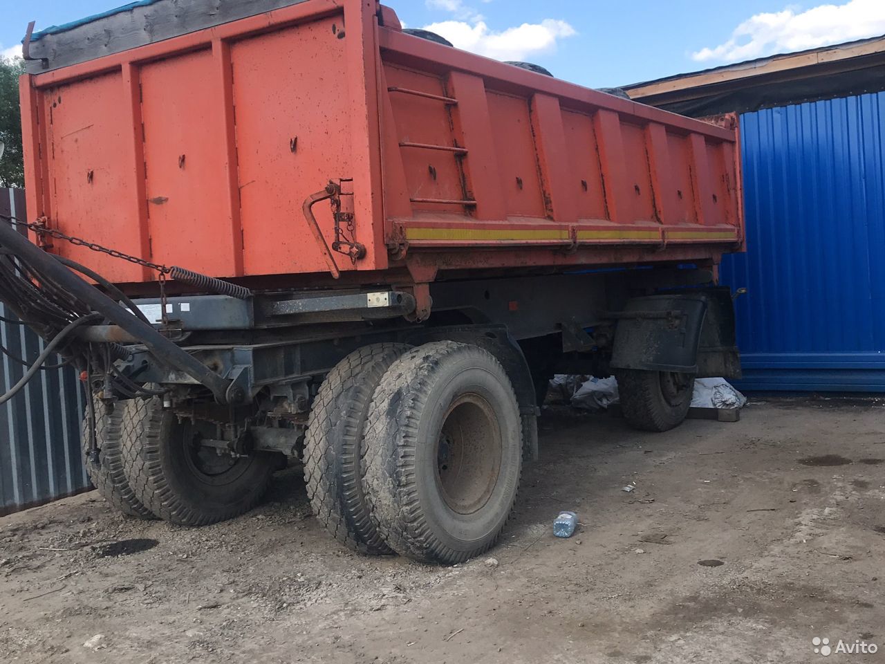 Самосвальный прицеп МАЗ 856100-024