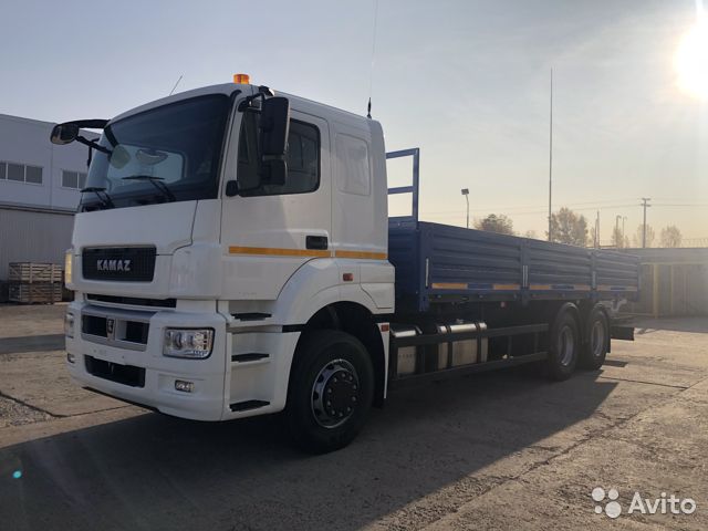 Бортовой грузовик КамАЗ 65207