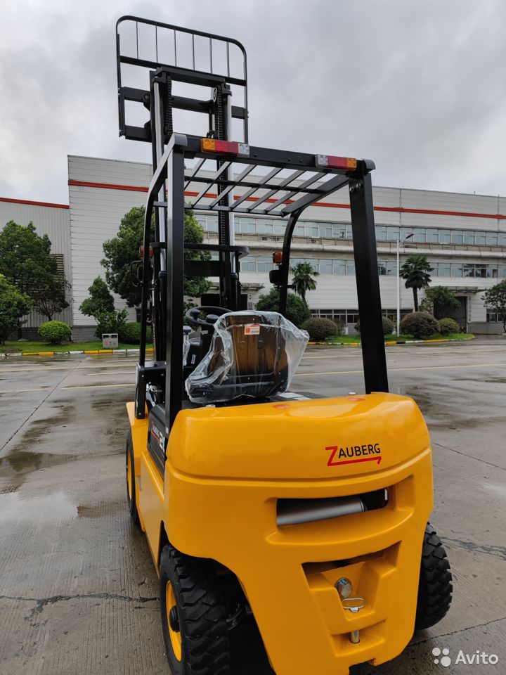 Вилочный погрузчик Zauberg CPCD20-XC5C