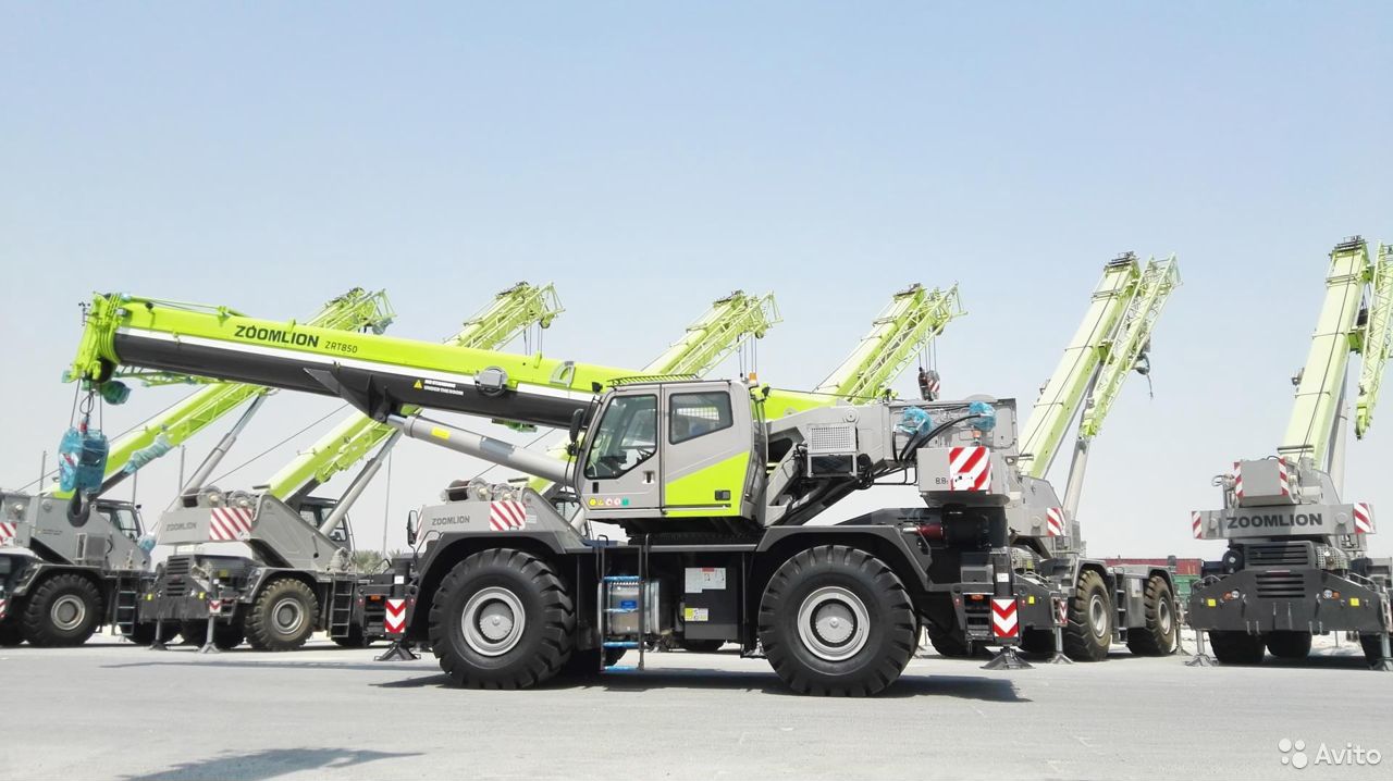 Самоходный кран Zoomlion ZRT600