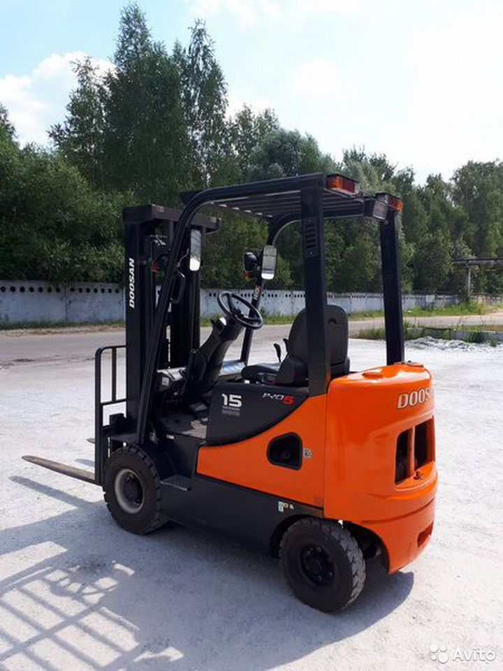 Вилочный погрузчик Doosan D15S-5