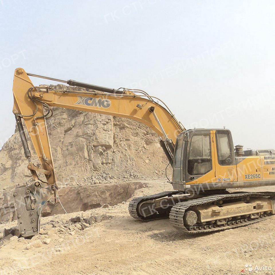 Гусеничный экскаватор XCMG XE265C