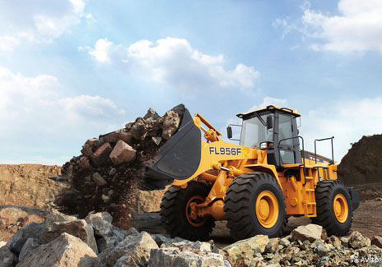 Фронтальный погрузчик Foton Lovol FL956F