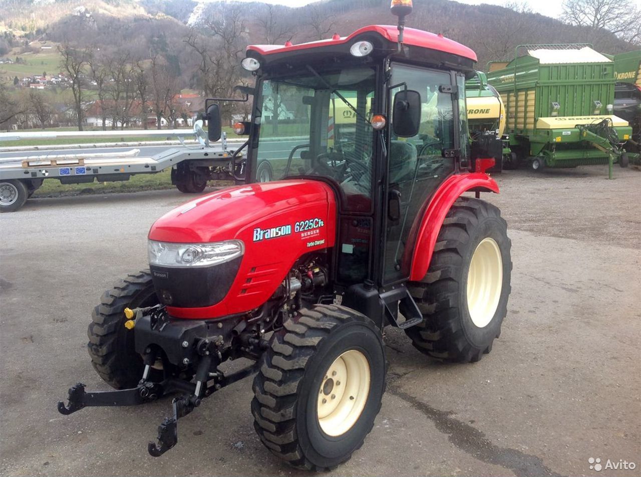 Трактор Branson 6225Ch