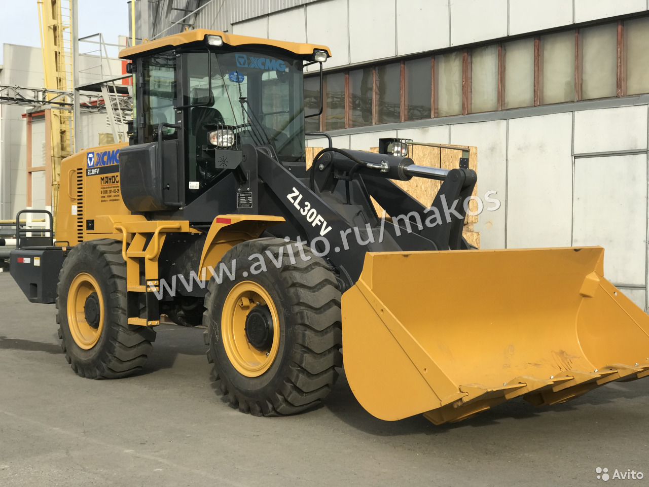 Фронтальный погрузчик XCMG ZL30FV