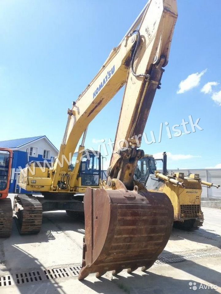 Гусеничный экскаватор Komatsu PC400-7