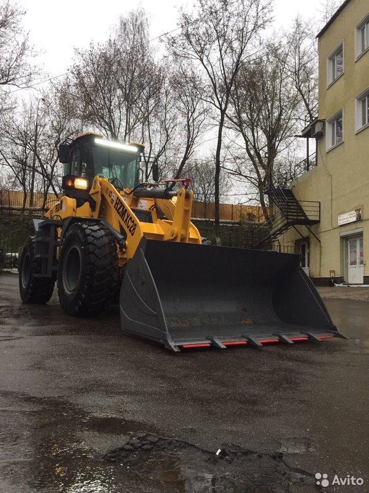 Фронтальный погрузчик HZM XC28