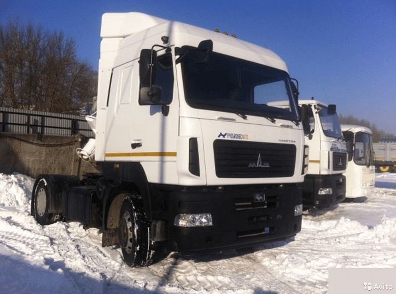 Седельный тягач МАЗ 5440С9-570-030