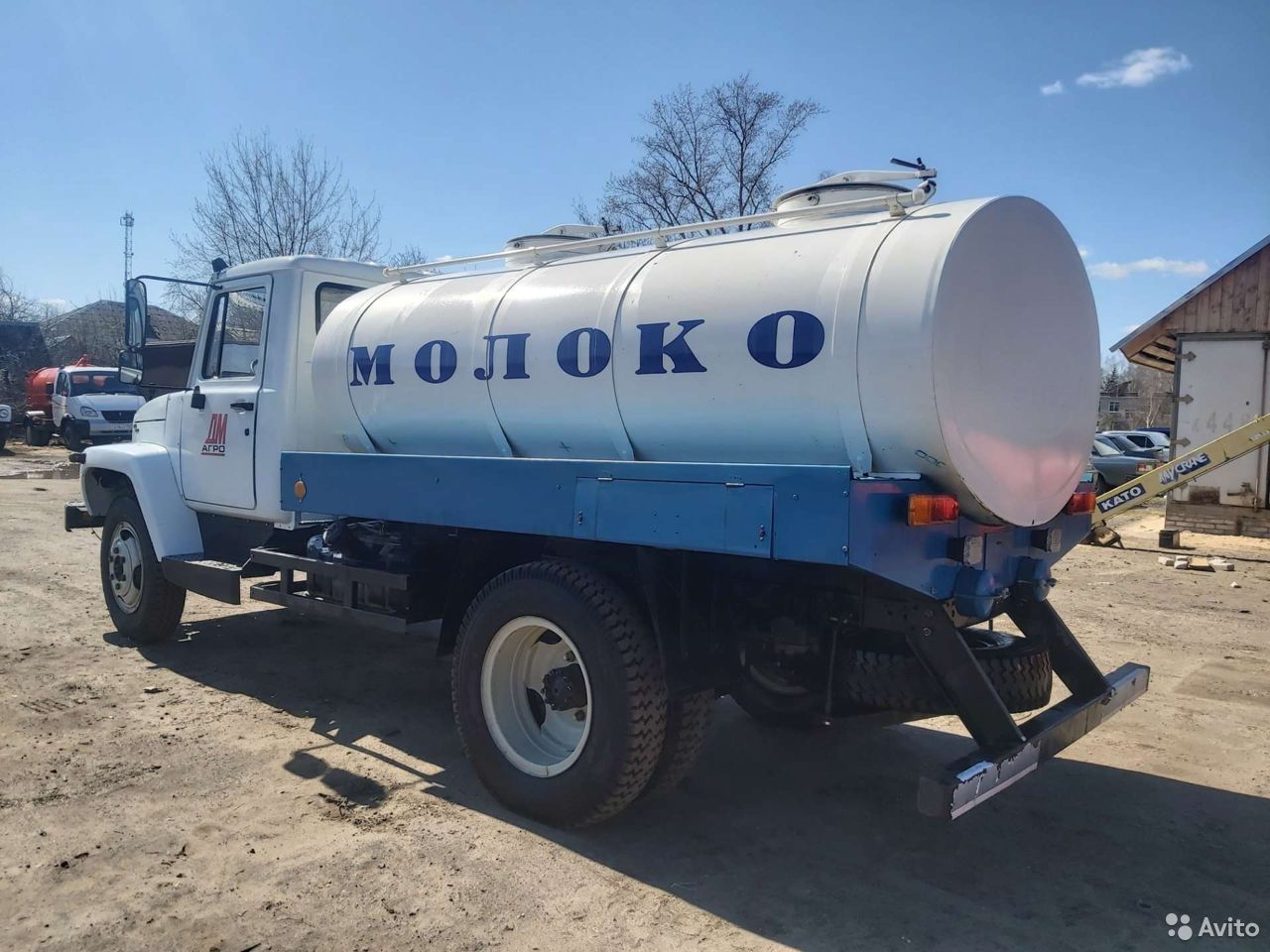 Автоцистерна ГАЗ 3309 молоковоз