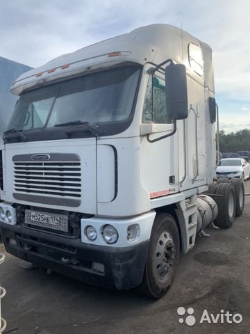 Седельный тягач Freightliner Argosy