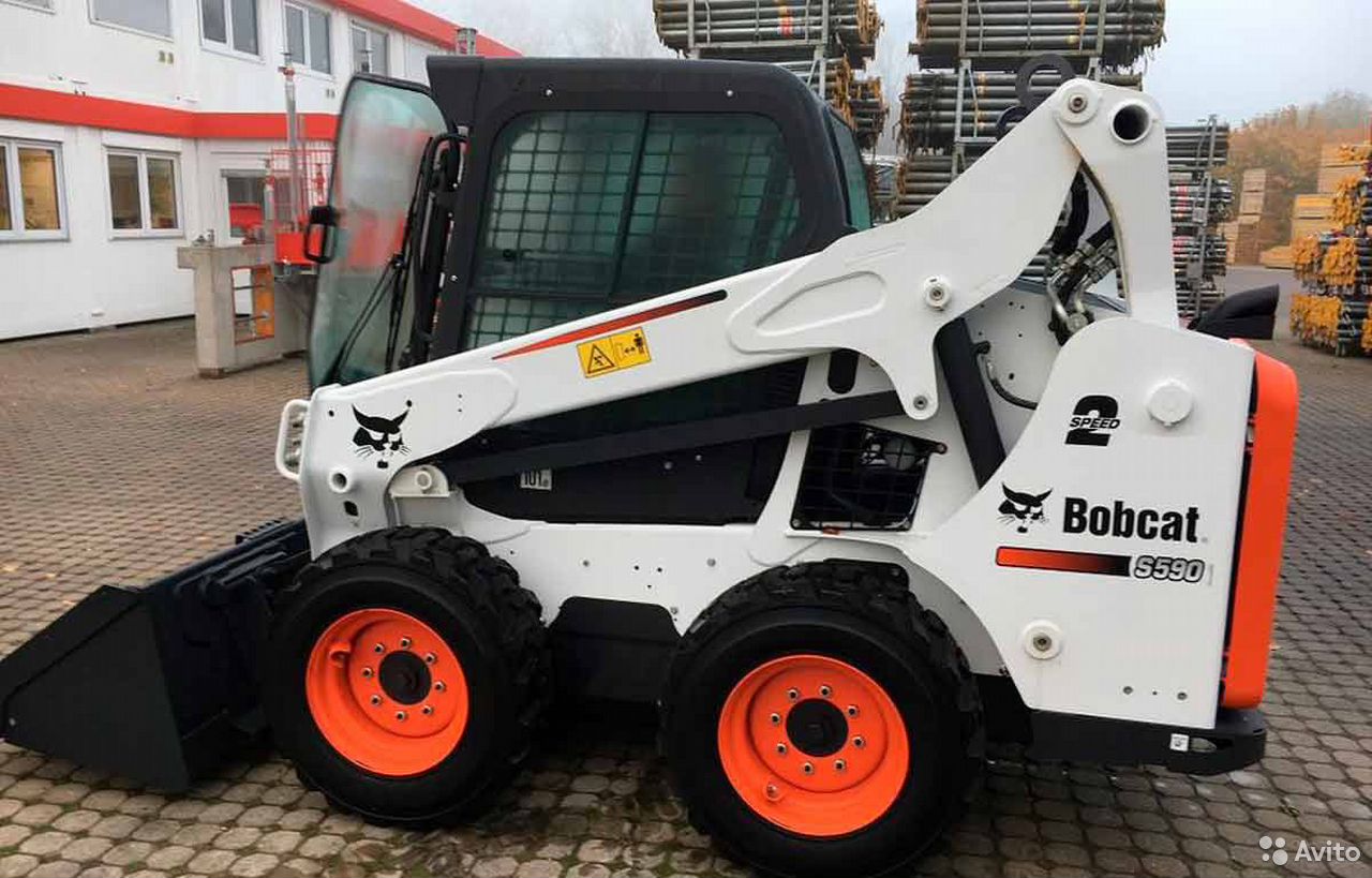 Мини-погрузчик Bobcat S590