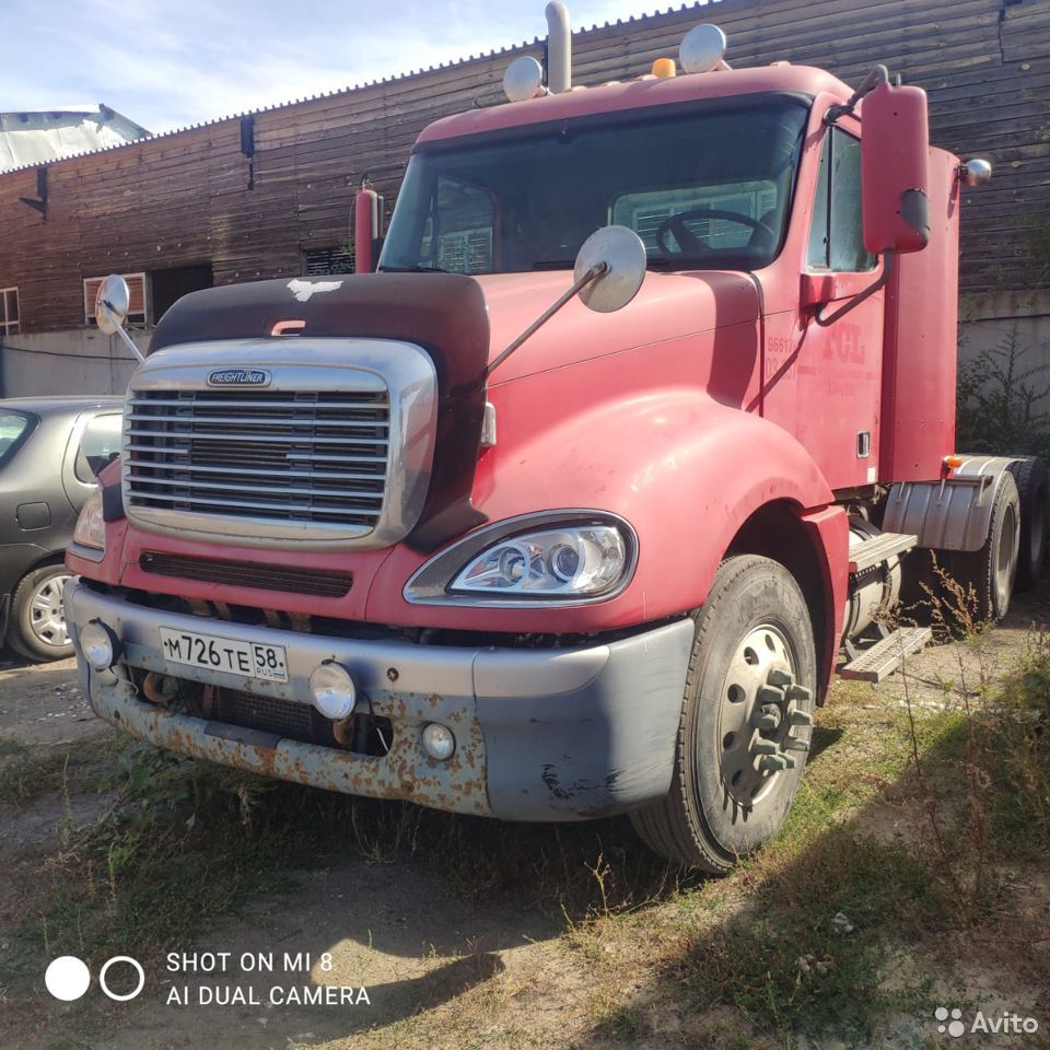 Седельный тягач Freightliner CL120064ST