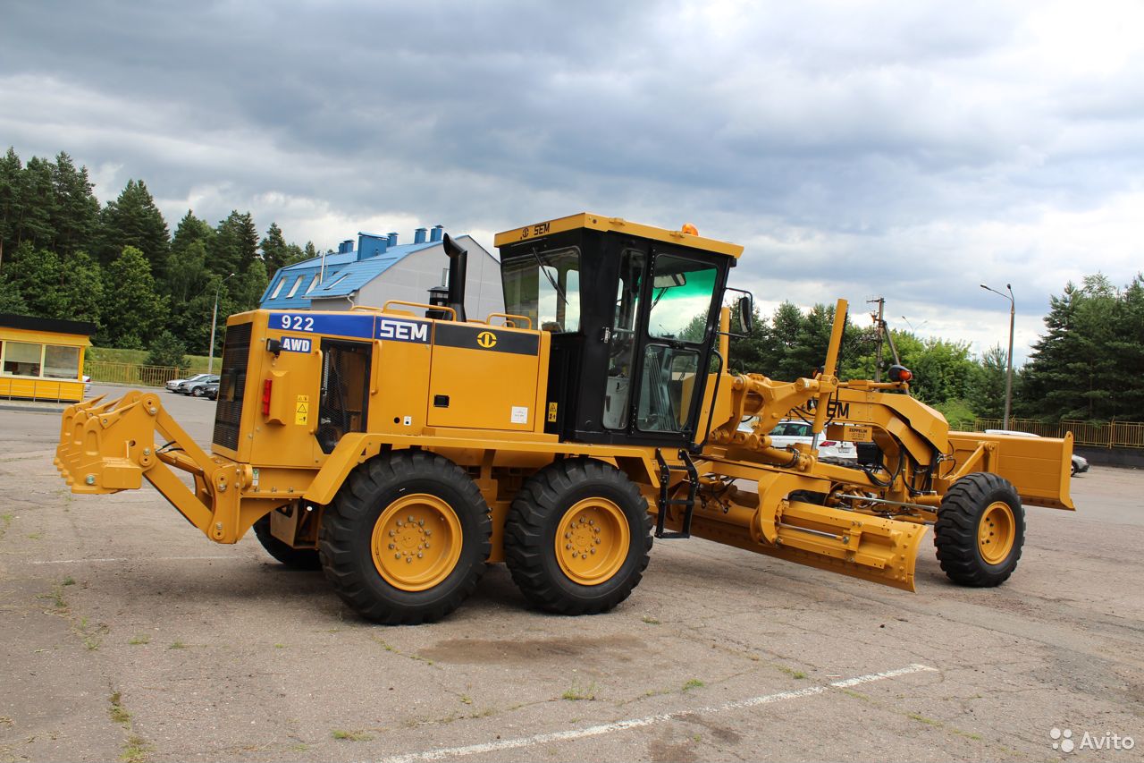 Автогрейдер SEM 922 AWD