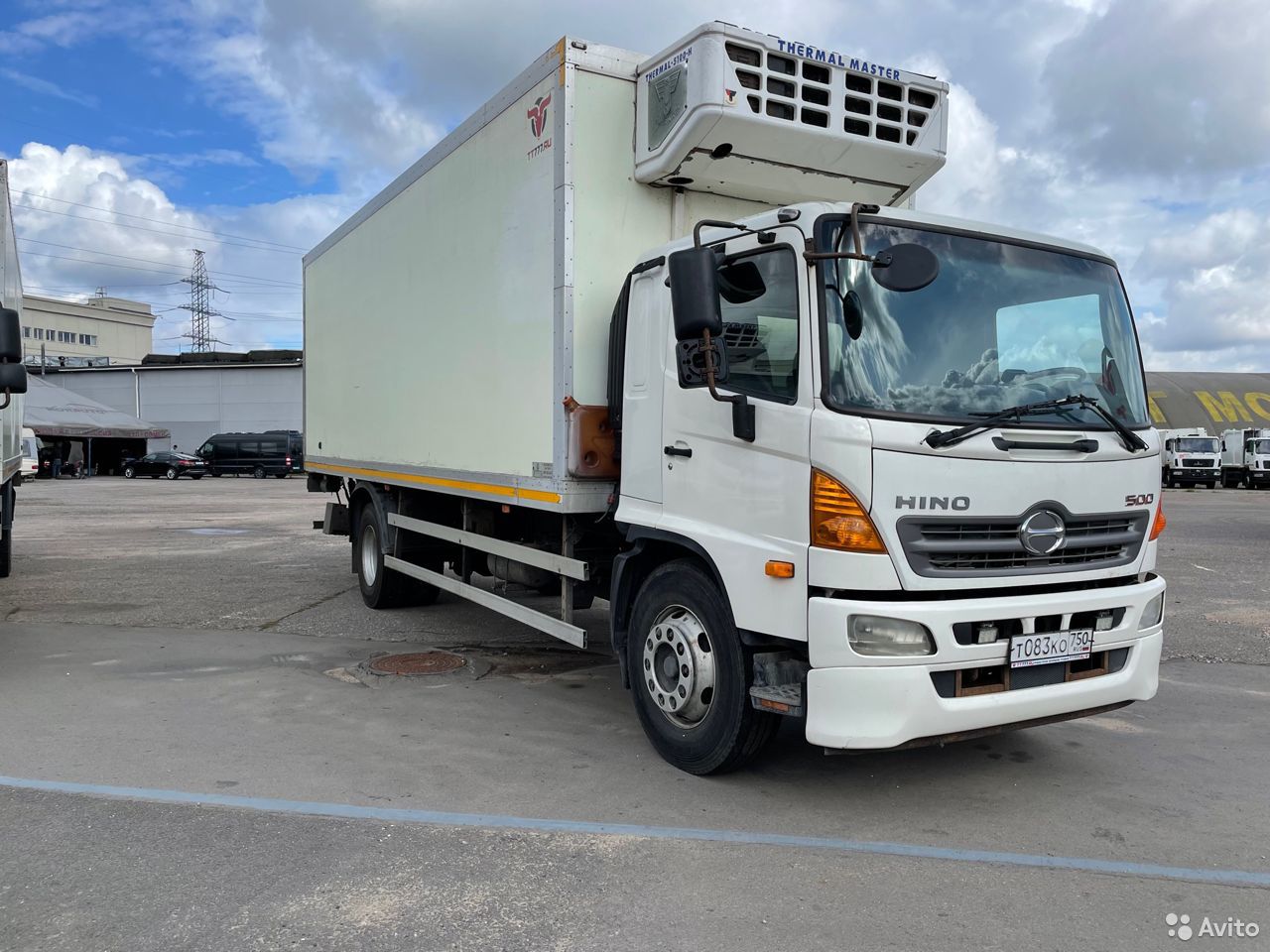 Рефрижератор Hino 500
