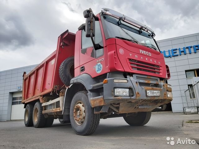 Самосвал Iveco Trakker AD380T38H