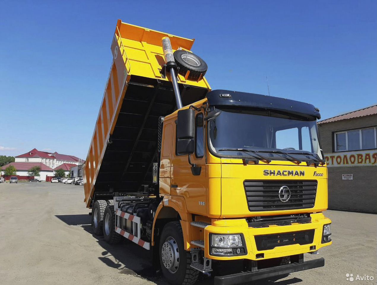 Самосвал SHACMAN (Shaanxi) F2000