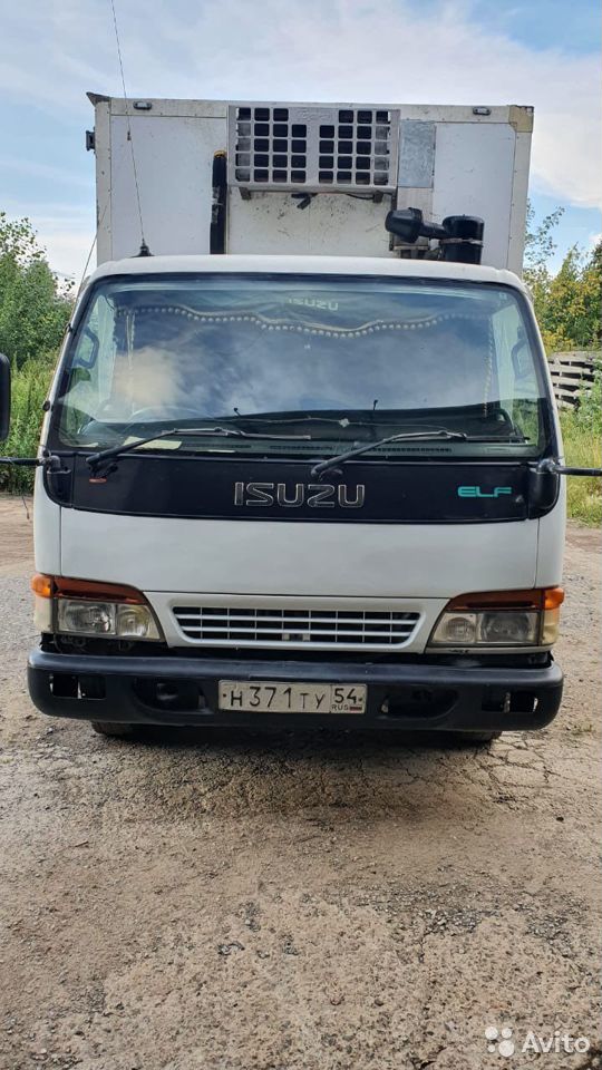 Рефрижераторный фургон Isuzu ELF