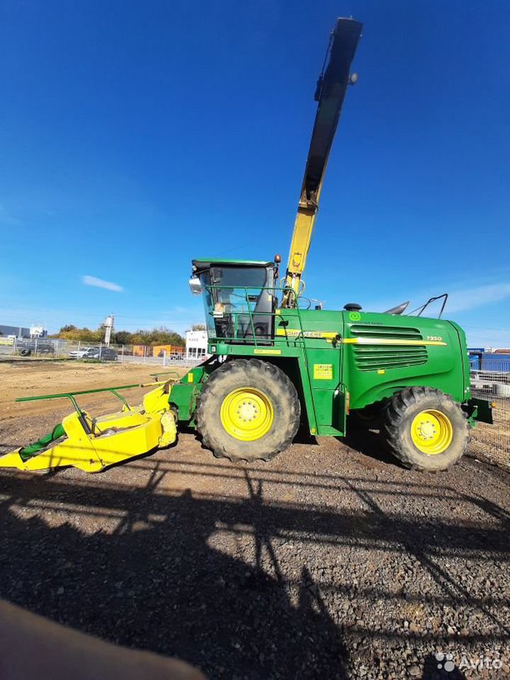 Кормоуборочный комбайн John Deere 7350