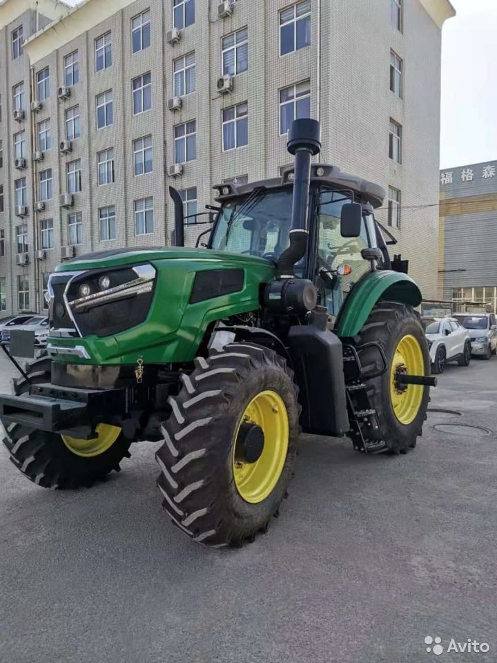 Трактор Ulan-RT 1304 рестайлинг