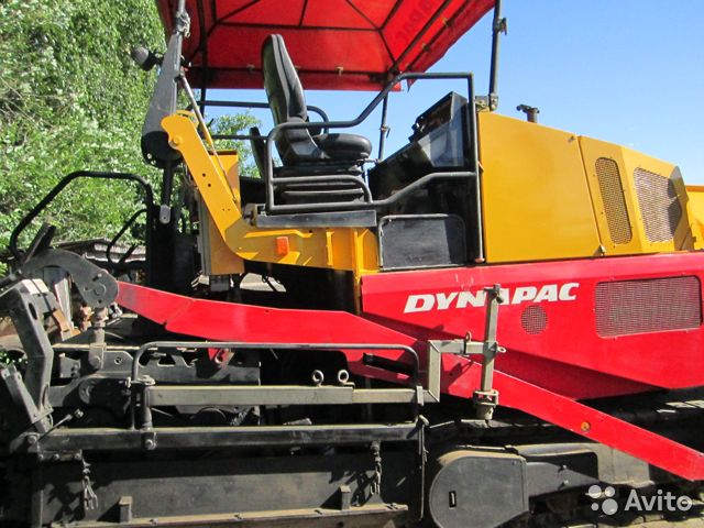 Асфальтоукладчик Dynapac F141