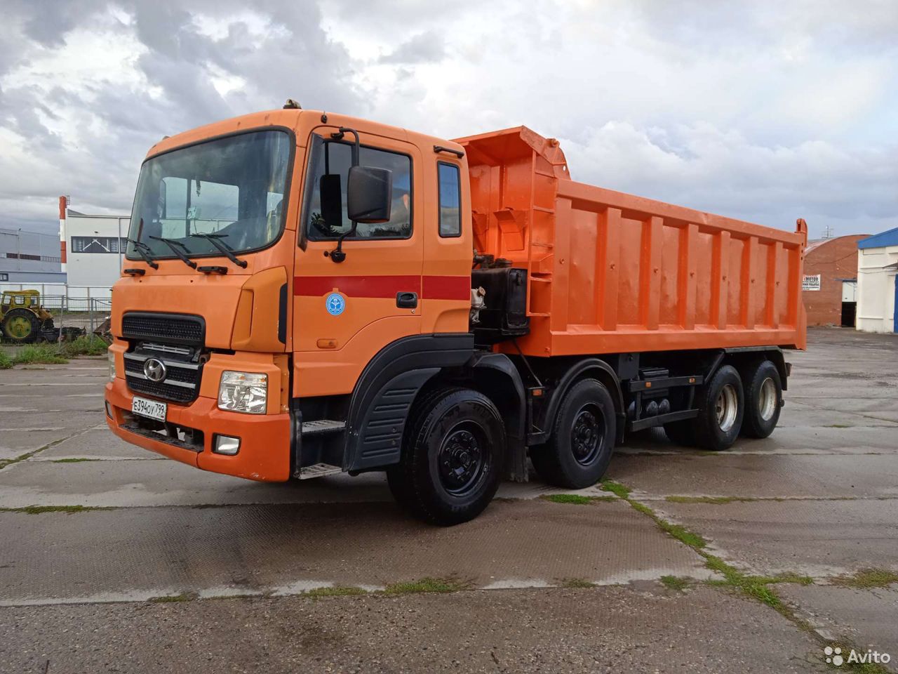 Самосвал Hyundai HD370